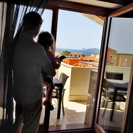 Suites Vista Mare E Appartamenti, Spiagge Lido E Maria Pia *