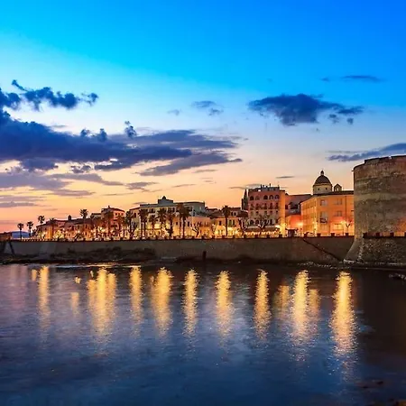 Suites Vista Mare E Appartamenti, Spiagge Lido E Maria Pia Alghero
