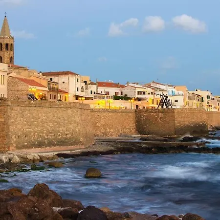 Suites Vista Mare E Appartamenti, Spiagge Lido E Maria Pia Apartament *