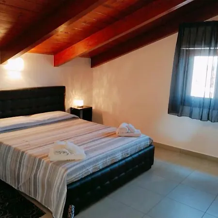 Suites Vista Mare E Appartamenti, Spiagge Lido E Maria Pia